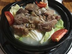 -阿婆情腊排骨火锅(金虹路店)