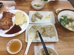 牛肉鍋貼-小姜锅贴(凤凰街店)