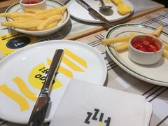 -菲滋意式餐厅(加州阳光二店)