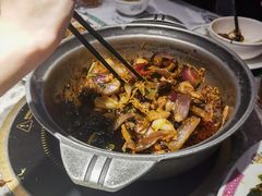 -禄婶鸡煲·打边炉