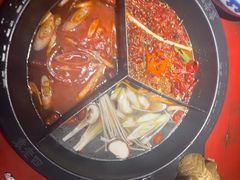 -袁老四重庆老火锅(桐梓坡店)