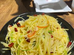 酸辣土豆丝-叶派龙虾•招牌香辣蟹·海鲜(中海国际店)