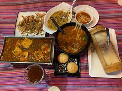 -香巴拉云南餐厅(华莱坞店)