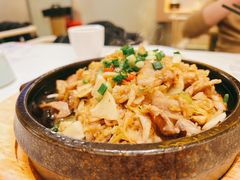 石板酸菜五花肉-七八冷面·延边朝鲜族美食(世纪汇店)