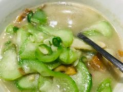 -费大厨辣椒炒肉(万家丽一店)