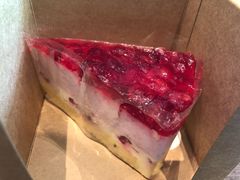 莓果森林酸奶蛋糕-星巴克(深圳侨城街店)