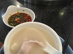 -老来福·非遗酸汤兔(凯旋路店)