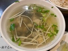 姜丝蚵仔汤-壹等品霸王猪脚(世紀廣場旁)