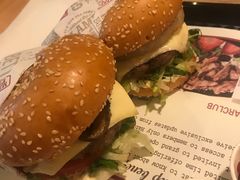 -The Habit Burger Grill 哈比特汉堡(复兴soho店)