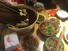 -拈签一笑黄牛肉辣卤串串