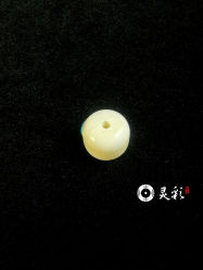 -灵彩珠宝(朗香街店)