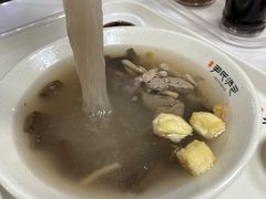 蟹黄汤包-百年尹氏汤包(湖南路狮子桥店)