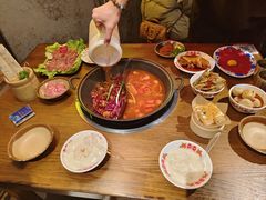 -萍姐火锅·公路夜市(武汉首店)