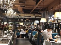 大堂-领鲜活海鲜榴莲自助火锅(东门店)