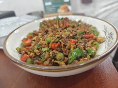 -湖南人家湘菜馆(镇江路店)