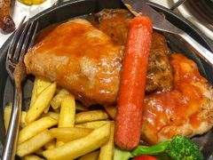 -潮庭港式茶餐厅·熊仔奶茶(同济广场店)