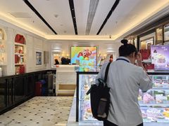 -LuOne凯德晶萃广场(徐家汇路店)