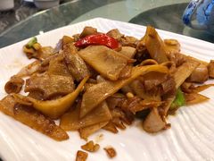 酸笋炒竹肠-美极鲜食坊(宝安南路店)