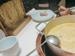 -洪氏嗨捞·猪肚鸡火锅(阳光天地店)