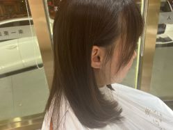 -一東造型烫发染发