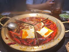 -叁口煮市井老火锅(春熙路店)