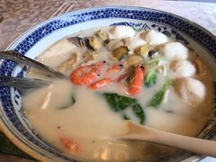 极品鱼头皇-山外山菜馆(玉泉路店)