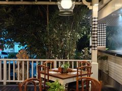 -DiAtas by Art Cafe Bumbu Bali