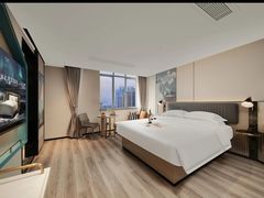 -宜尚酒店(广州上下九永庆坊长寿路地铁站店)