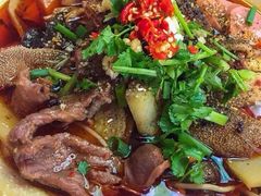 冒菜-江湖餐厅–重庆九宫格老火锅