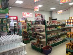 -洋县服务区-停车场