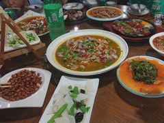 -盐帮食坊•小河帮川菜(四川师大店)