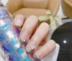 -慕拉美甲美睫皮肤管理