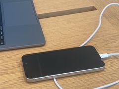 -Apple零售店(华贸购物中心店)