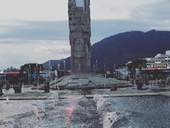 -亚龙湾亚泰商业街