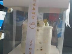 -山与蓝·轻糖鲜果蛋糕(勒泰店)