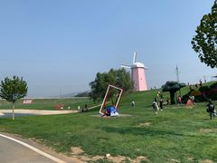 -大连铭湖国际观光牧场