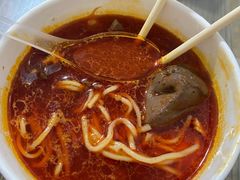 红红的辣油-炳记小点(杏东店)
