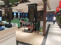 大堂-粥全粥到海鲜家常菜·海肠捞饭(嫩江路店)