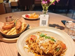 -芭莉与彩虹西餐厅(成都合生汇店)