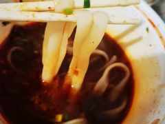 豪华牛肉粉-家阳赵师傅油饼包烧麦(粮道街店)