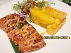 -美奈小馆·越南料理(中航城君尚购物中心店)