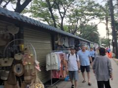 -南中国大酒店-停车场