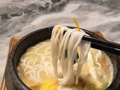 -梅贻琦先生旧居民国茶楼 过桥米线