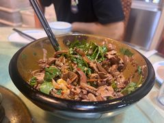 -昱龙大盆牛蛙馆(三兴街总店)