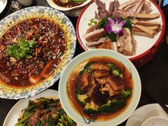 红酒红烧肉-万重锦·人文川菜馆(骡马市店)