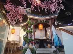 -荷塘秋月·本帮江浙菜(国权路店)