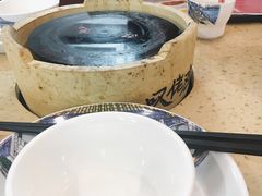 餐具摆设-芳村榕树头叹佬鸡煲(体育西店)