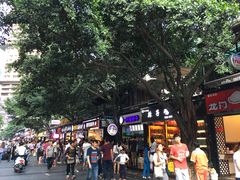 -好吃街美食城(八一广场店)