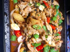 紫苏味平锅牛蛙-蛙来哒(东城万达店)