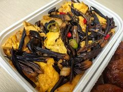 鸡枞菌年糕炒土鸡蛋-狮王府淮扬菜(百家湖1912店)